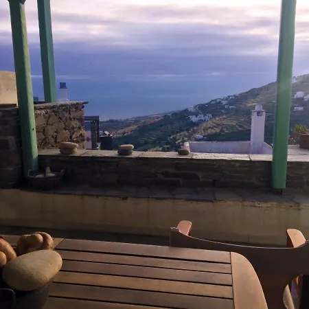 Сasa de vacaciones Tinos, Triandaros. Cycladic House With An Amazing View Triandáros